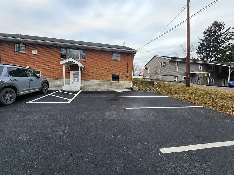 Back parking lot photo # 03