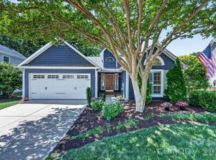 819 Mill Run Dr, Charlotte, NC 28209