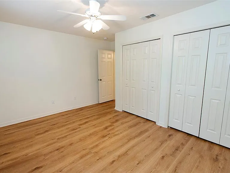 2340 NW 16th Ave — Photo 24