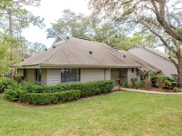 901 Old Mill Pond Rd, Palm Harbor, FL 34683