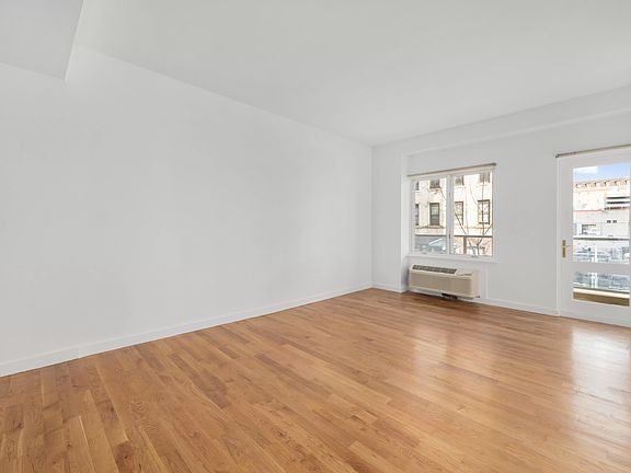 2nd image of 330 E 109th St APT 2D
