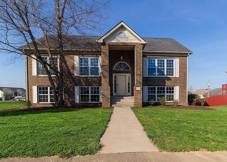 1st image of 201 Stonehaven Dr