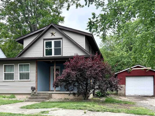 332 South St, Pekin, IL 61554