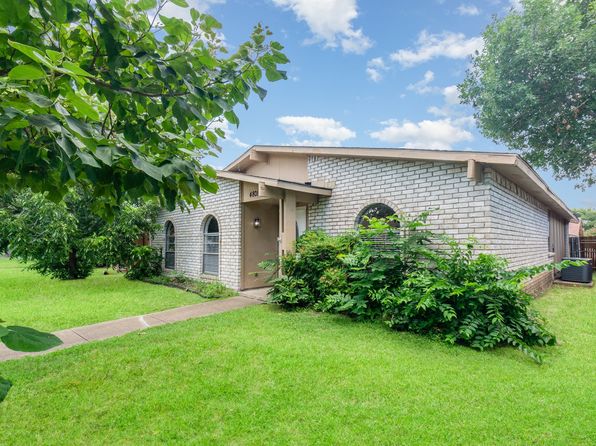Home for Sale in The Colony TX