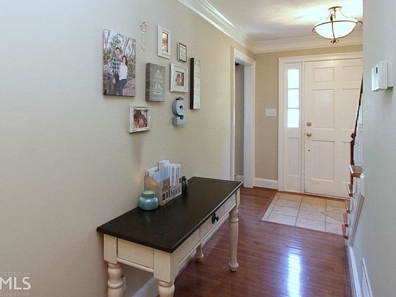 3rd image of 734 Oak Moss Dr