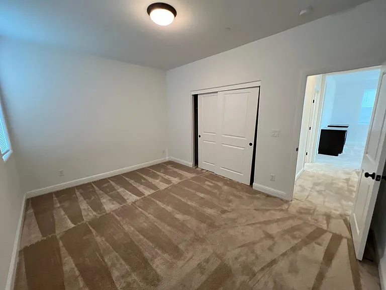 1335 Orchid Ct — Photo 14