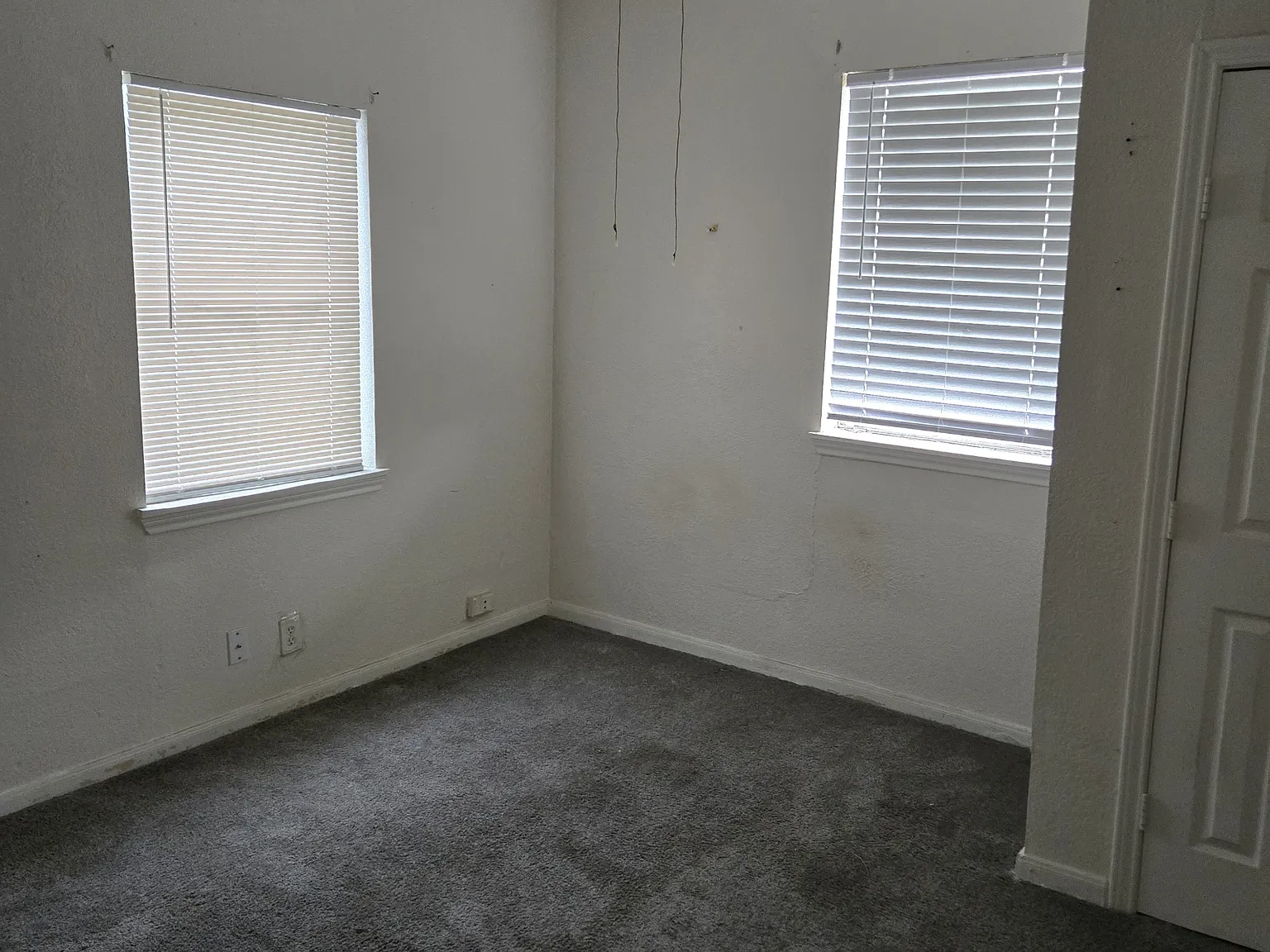 5004 Eastside - 103 — Photo 4