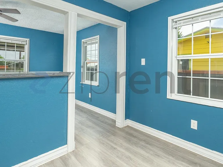 1411 Sanco St — Photo 7