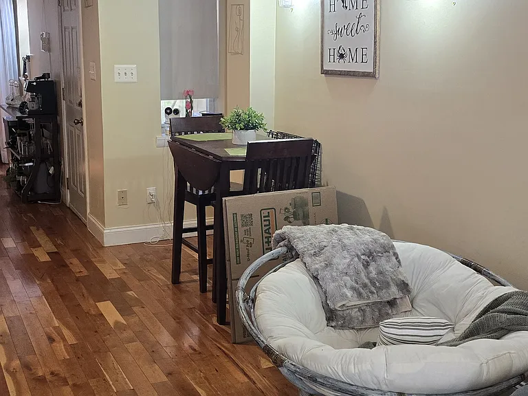 2236 Cambridge St — Photo 6
