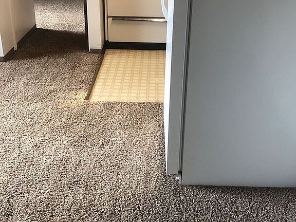 3rd image of 825-827 N Grand Ave #82513