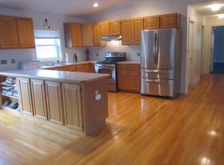 30 Riverside Dr, Greenland, NH 03840