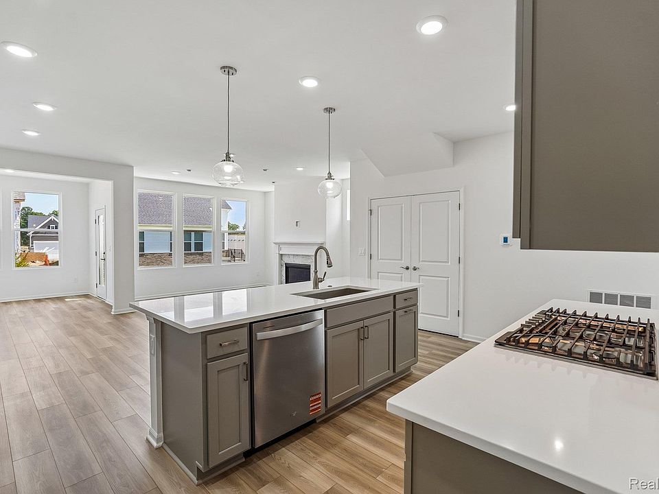 4048 Nottingham Cir, photo 17
