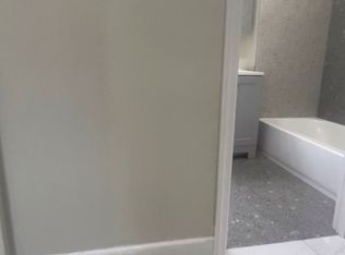 123 Parker St #2B, Newark, NJ 07104