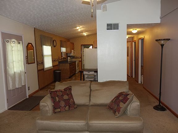 4th image of 111 Gladstone Dr