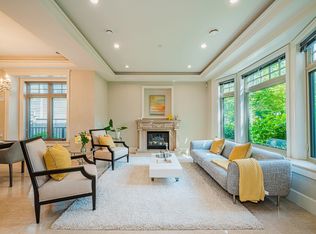 7165 Maple St, Vancouver, BC V6P5P5