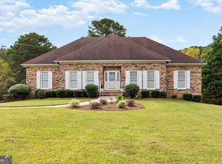 475 Castlewood Rd, Tyrone, GA 30290