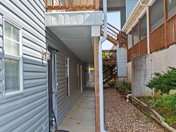 4th image of 110 Kimberling Shores Lane #1