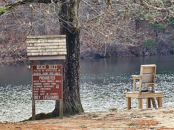 3rd image of 28 Little Pond Rd