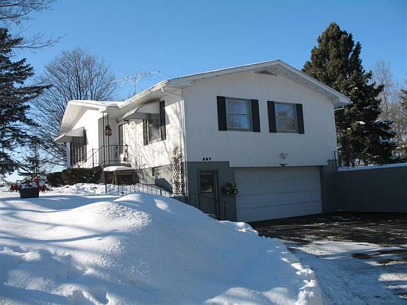 Last house on dead end St