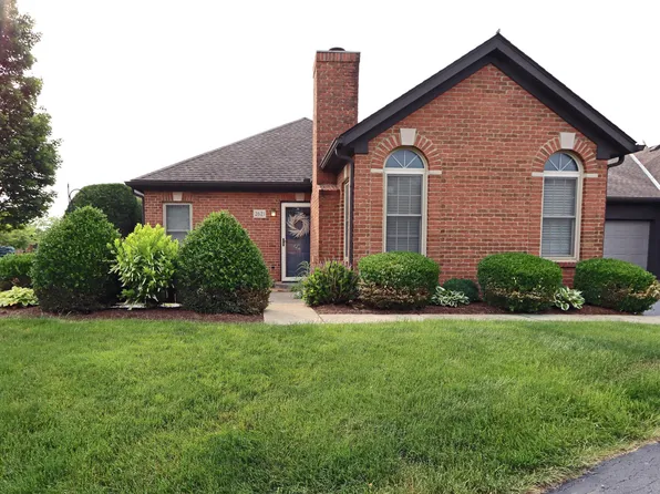 2621 Trottersway Dr, Columbus, OH 43235