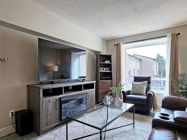 55 Collinsgrove Rd #212 — Photo 5