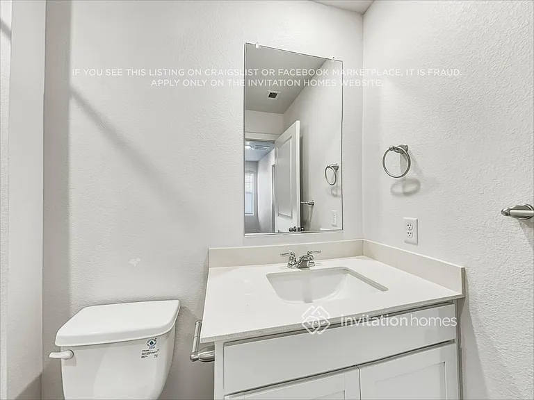 279 S Uriah St — Photo 17