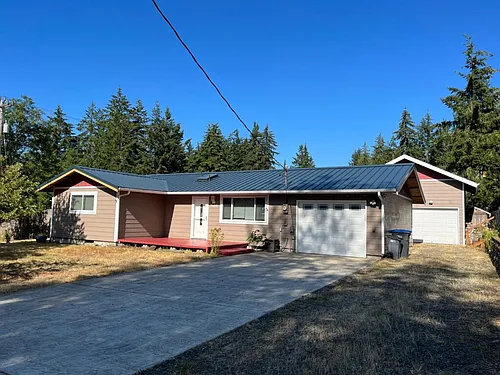3100 Whisper Dr NW Photo 1