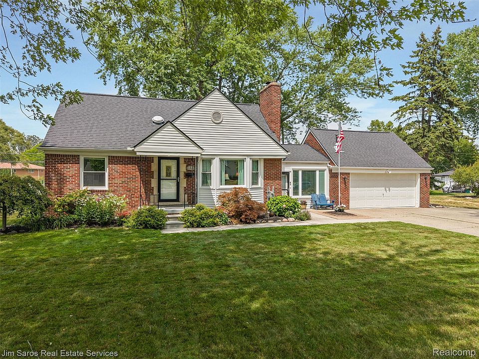 1st image of 21225 Martin Rd