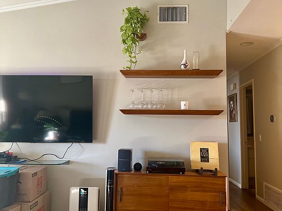 Living room w/ hallway