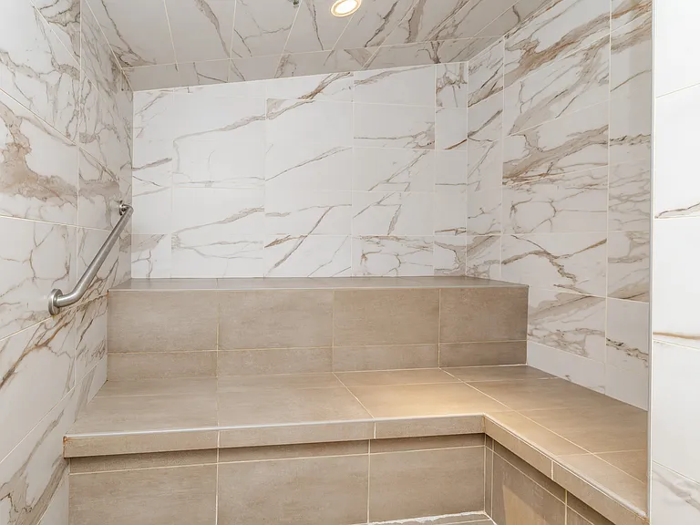 21 E Huron St #1207 — Photo 47