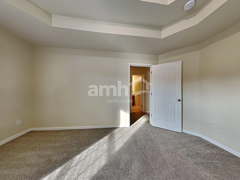 1470 Rose Terrace Cir — Photo 20
