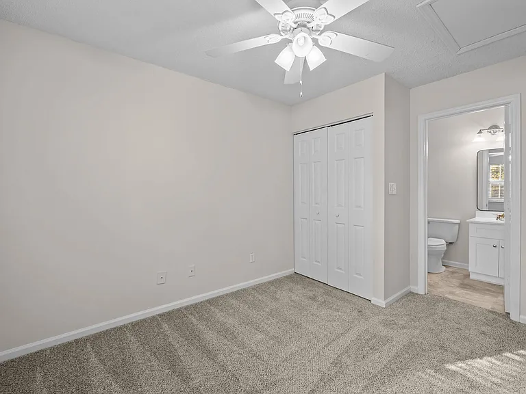 9024 Saint Thomas Ln — Photo 17