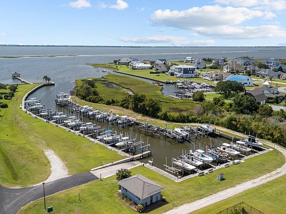 3rd image of 195 Yacht Club Drive & Boat Slip #17