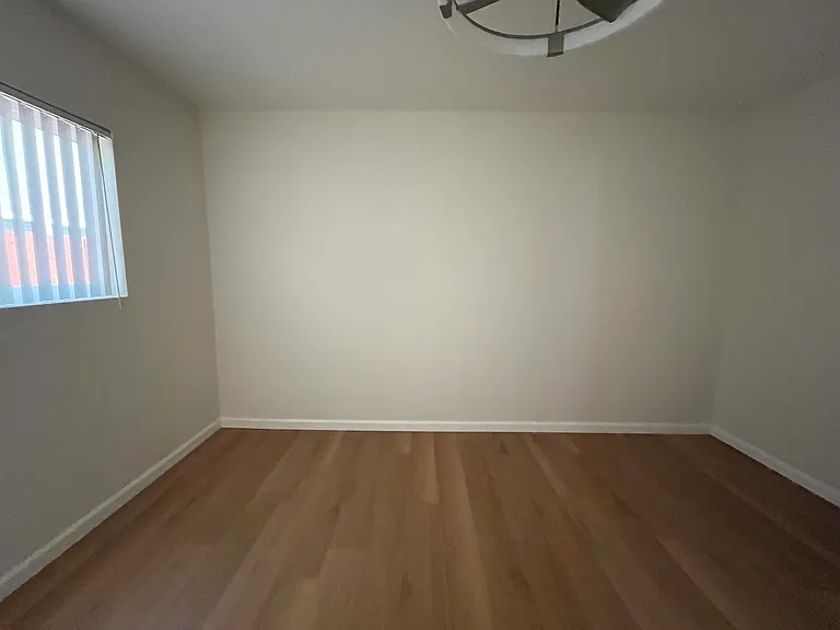 207 S Lillie Ave #3 — Photo 1