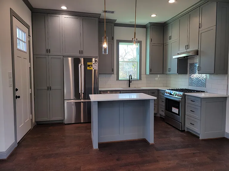 904 Allston St #A — Photo 4