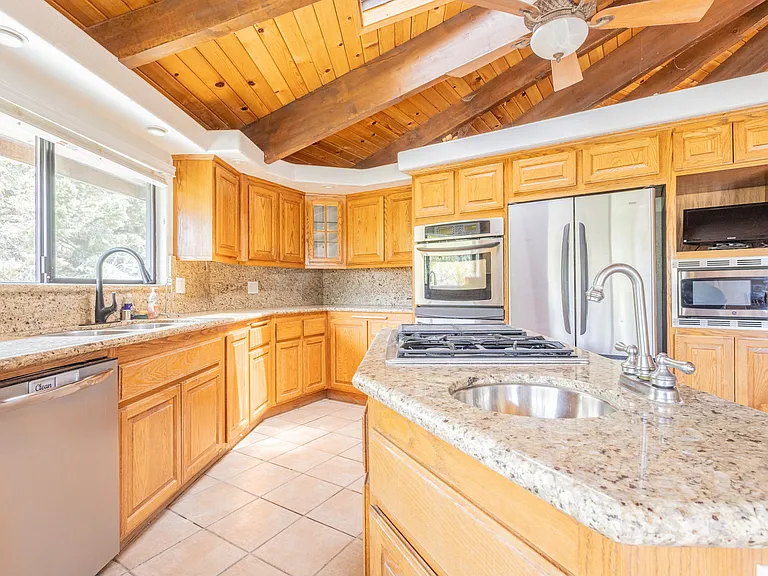 6326 Bluebird Rd — Photo 42