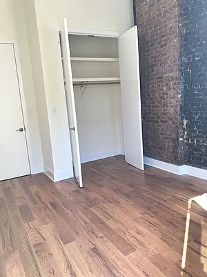 Rented by Nest Seekers International | media 23