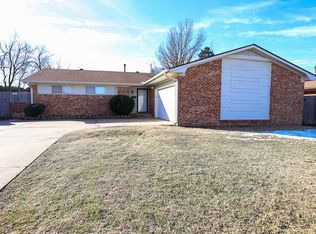 5808 NW 68th St, Warr Acres, OK 73132