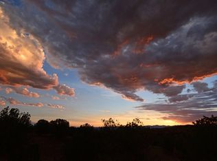 58 Estrada Calabasa, Santa Fe, NM 87506