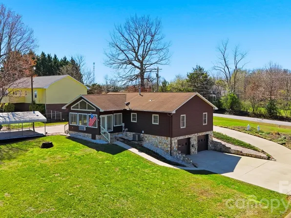 4716 Bert Huffman Dr, Granite Falls, NC 28630