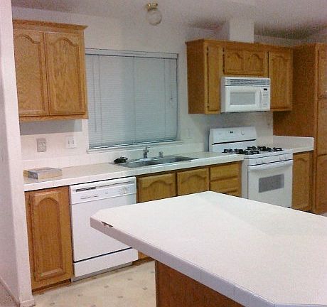 3rd image of 719 Spindrift Dr