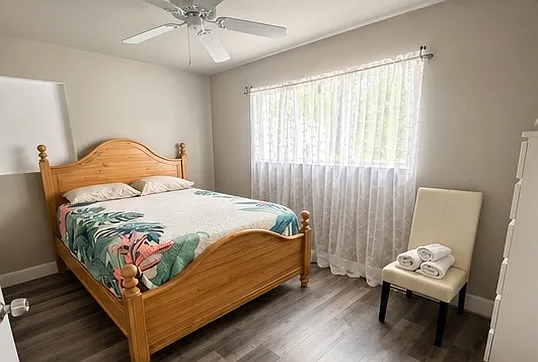 3103 Saxon Dr — Photo 31