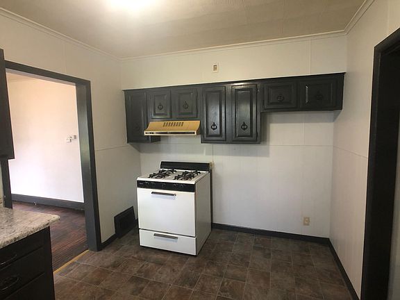 5th image of 25 Bremer Ave