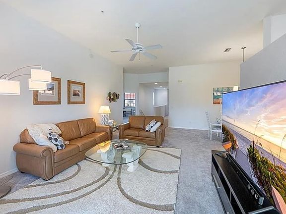 2nd image of 640 Lalique Cir