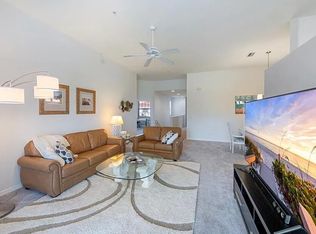 640 Lalique Cir, Naples, FL 34119