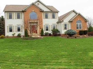 4201 Hawksfield Cir, Akron, OH