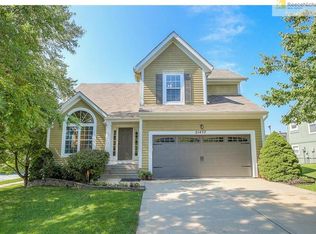 21457 W 121st Ter, Olathe, KS 66061
