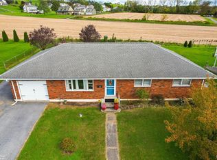 2431 Old Post Rd N, Coplay, PA 18037