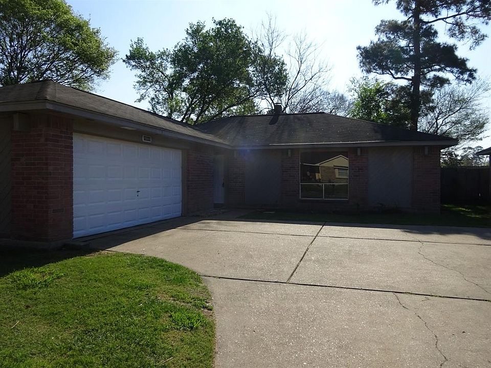 1st image of 19910 Rustlewood Dr