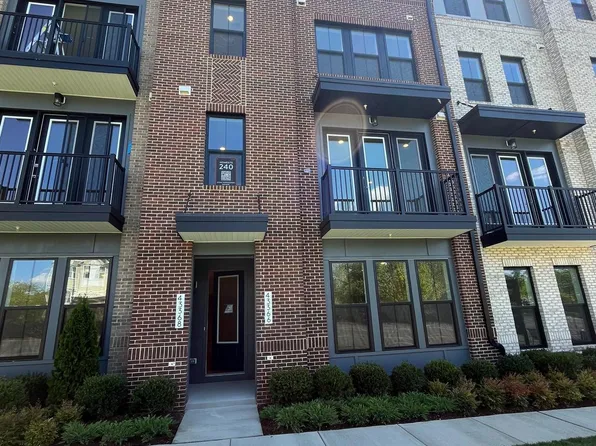 43366 Farringdon Sq, Ashburn, VA 20148